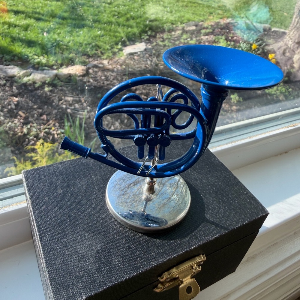 HIMYM - Mini Blue Decorative Mini Horn Sculpture